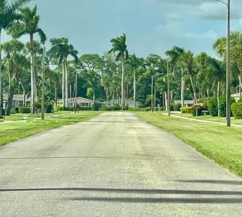 2567 Dudley Drive W West Palm Beach FL 33415