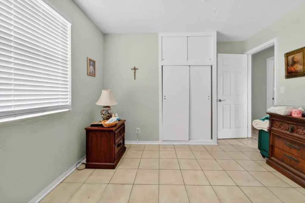 2105 Worthington Road West Palm Beach FL 33409