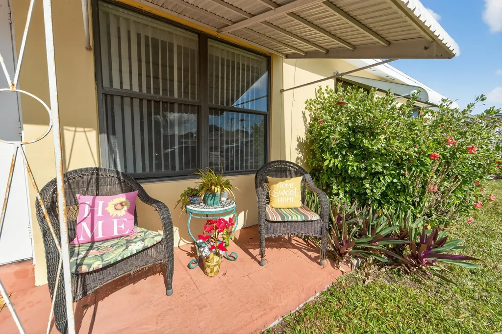 2105 Worthington Road West Palm Beach FL 33409