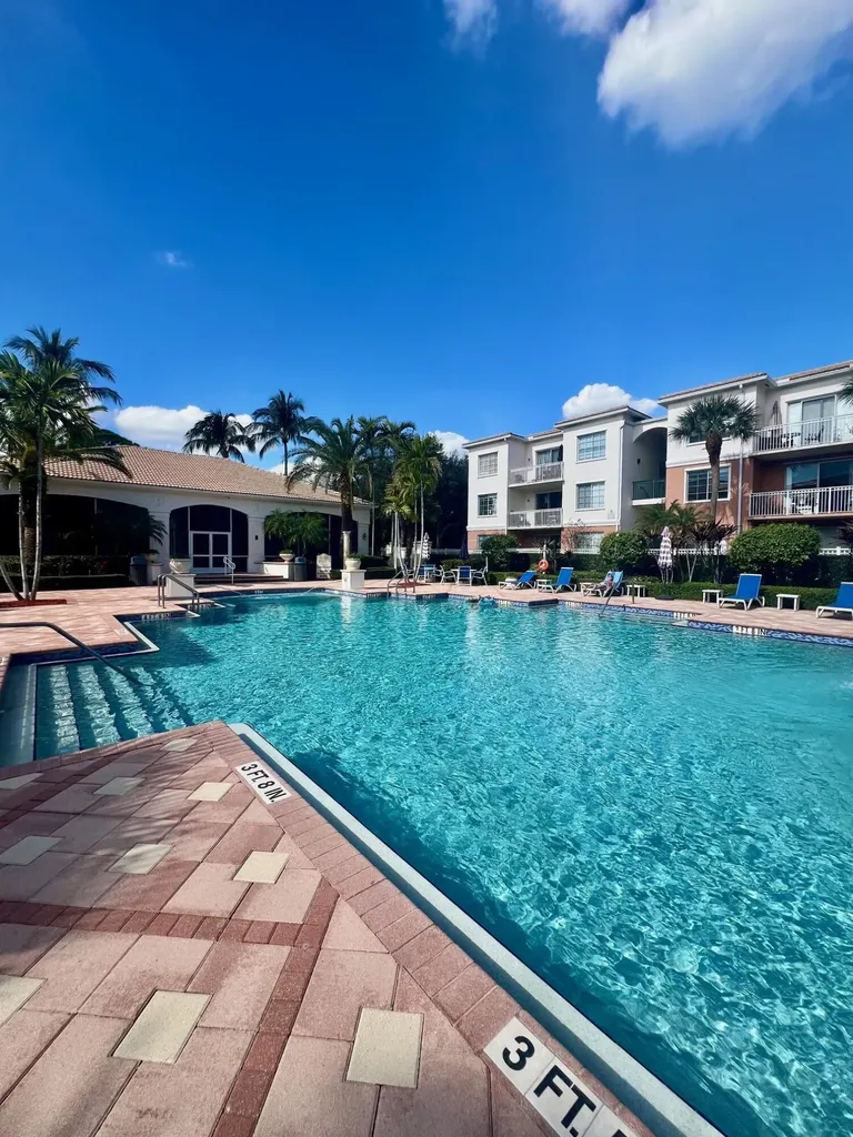 2309 Myrtlewood Circle E Palm Beach Gardens FL 33418