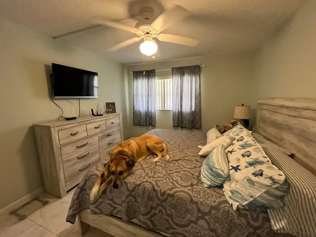 161 Saxony D Delray Beach FL 33446