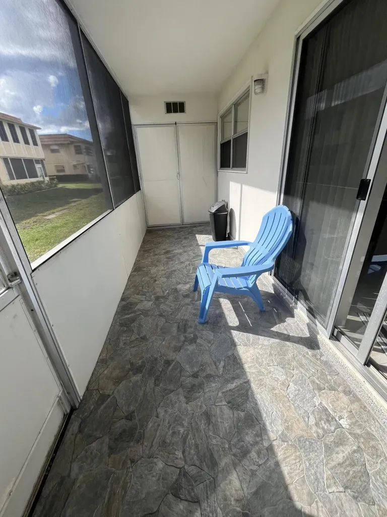 161 Saxony D Delray Beach FL 33446