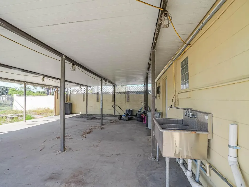 2814 S Harbor City Boulevard Melbourne FL 32901