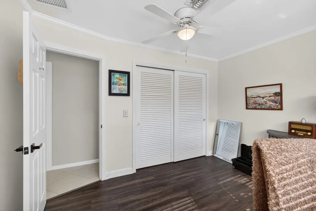 8218 S Elizabeth Avenue Palm Beach Gardens FL 33418