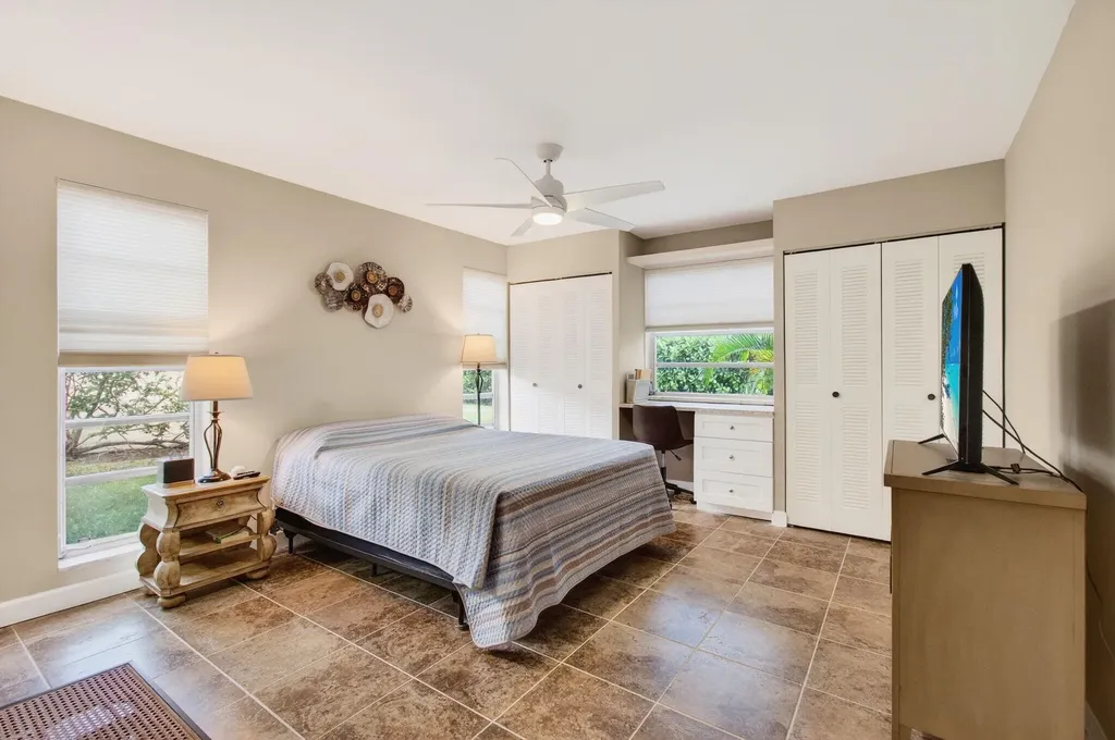 13682 Via Flora Delray Beach FL 33484