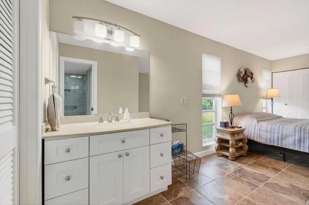 13682 Via Flora Delray Beach FL 33484