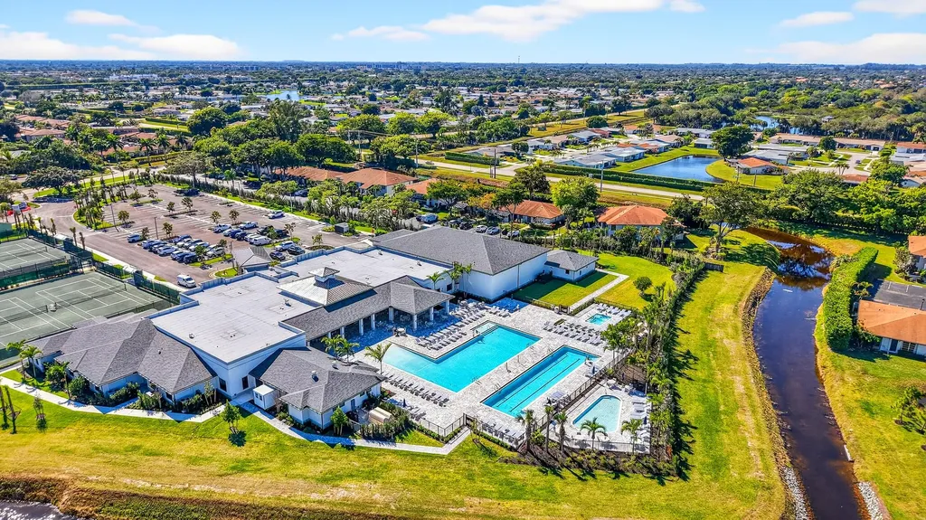13682 Via Flora Delray Beach FL 33484