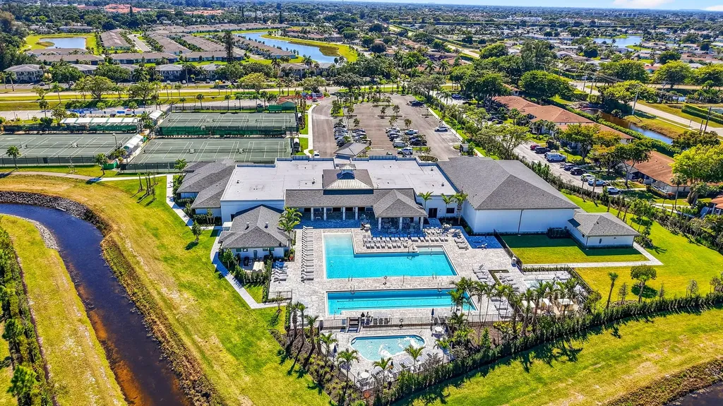13682 Via Flora Delray Beach FL 33484