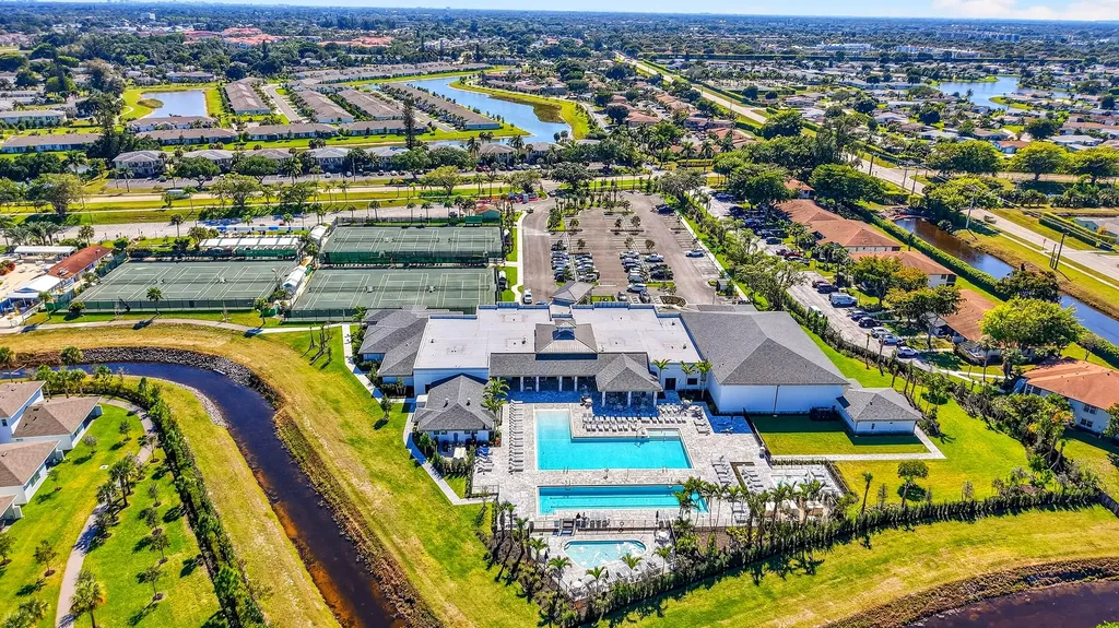 13682 Via Flora Delray Beach FL 33484