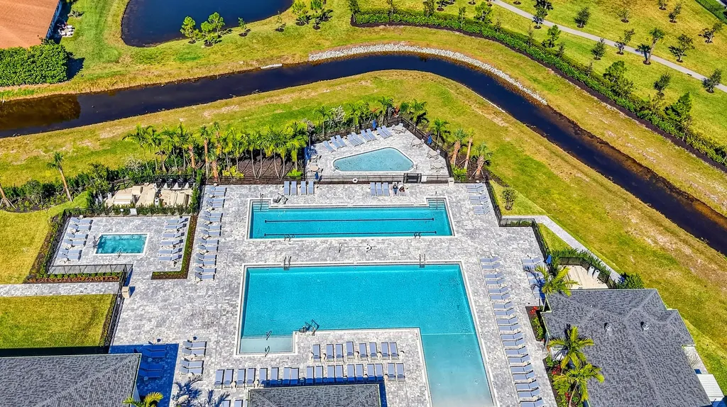13682 Via Flora Delray Beach FL 33484