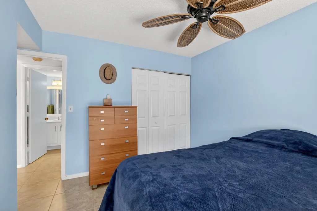 265 SE 10th Street Deerfield Beach FL 33441
