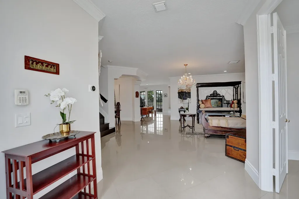8976 Biddle Court Wellington FL 33414
