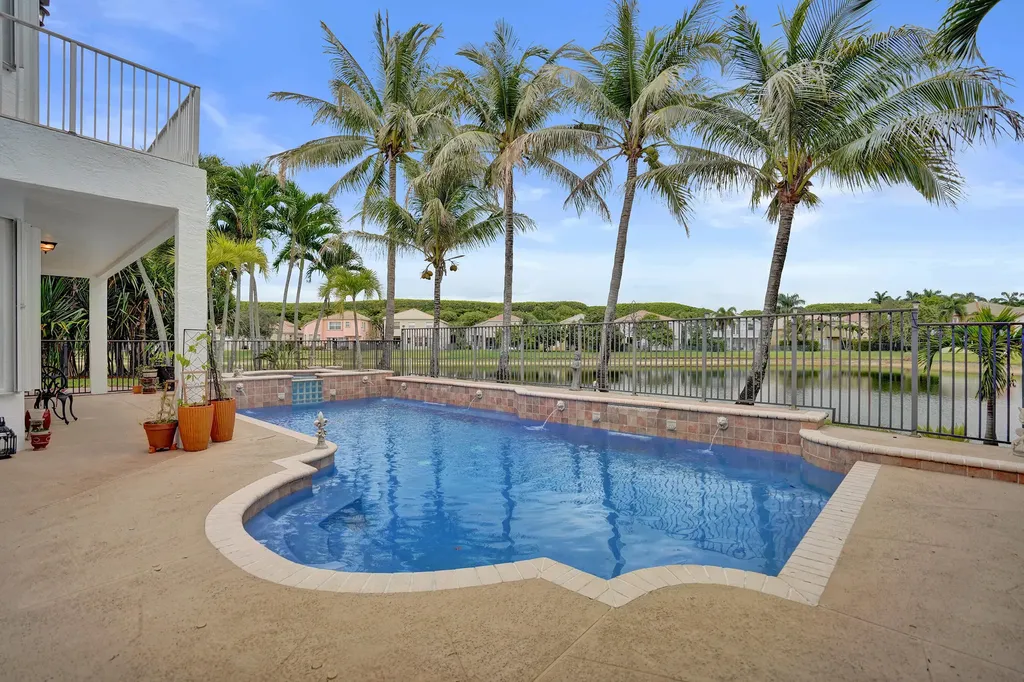 8976 Biddle Court Wellington FL 33414