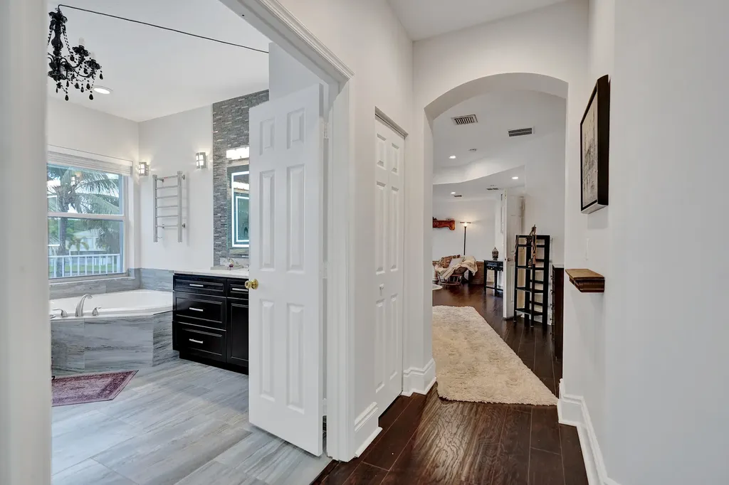 8976 Biddle Court Wellington FL 33414