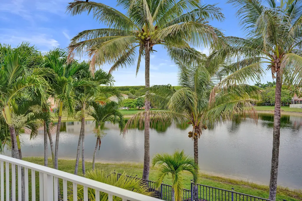 8976 Biddle Court Wellington FL 33414