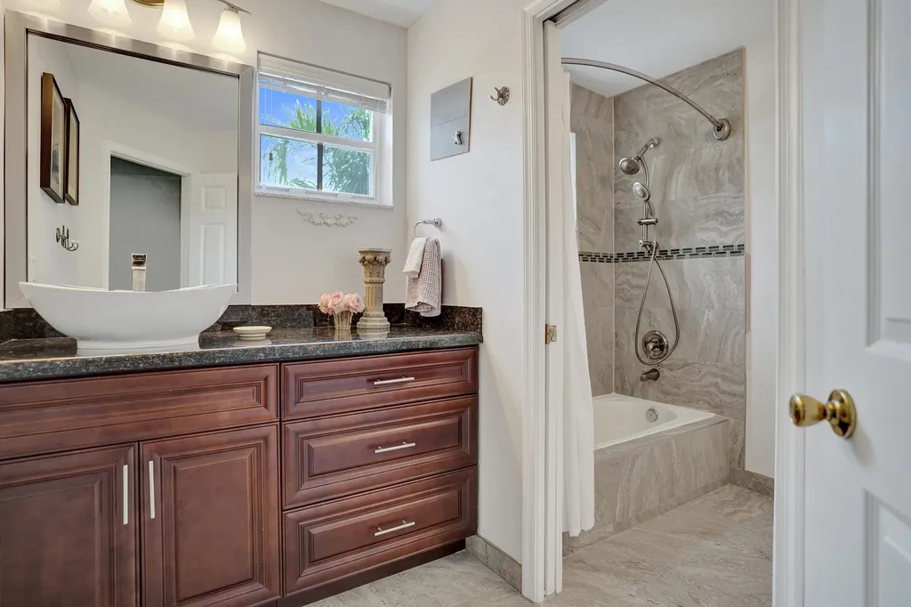8976 Biddle Court Wellington FL 33414