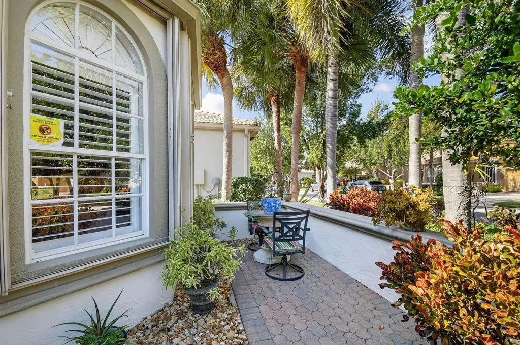 9842 Via Elegante Wellington FL 33411