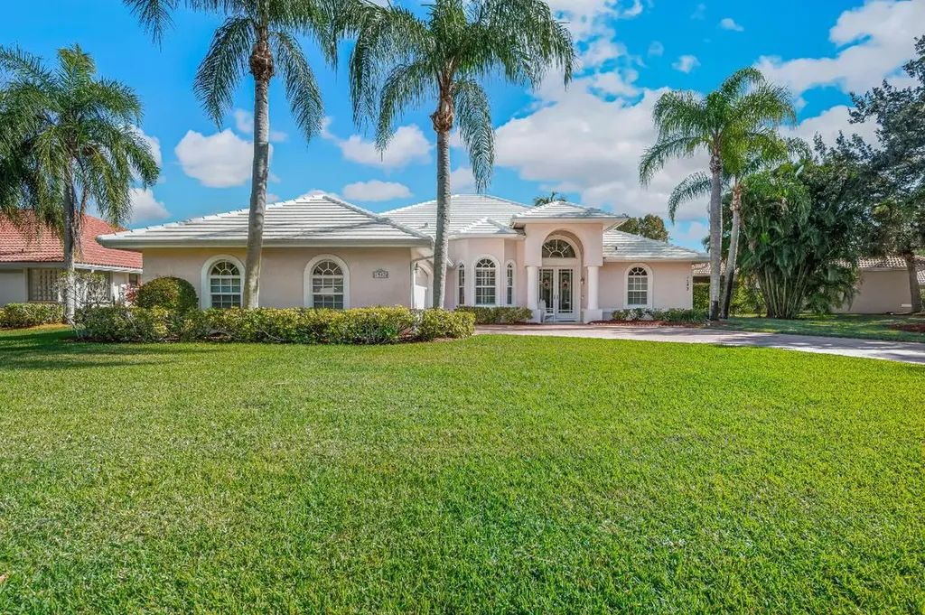 1542 SW Mockingbird Circle Port St Lucie FL 34986