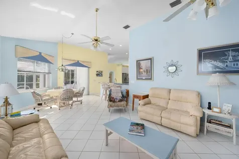 1542 SW Mockingbird Circle Port St Lucie FL 34986