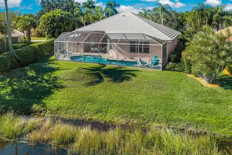 1542 SW Mockingbird Circle Port St Lucie FL 34986