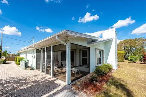667 SE Harborview Drive Port St Lucie FL 34983