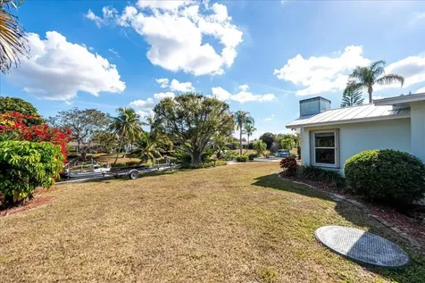 667 SE Harborview Drive Port St Lucie FL 34983