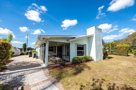 667 SE Harborview Drive Port St Lucie FL 34983