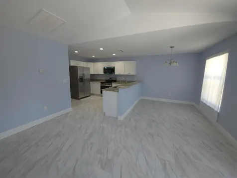 450 Kemper Avenue Lake Placid FL 33852