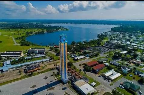 450 Kemper Avenue Lake Placid FL 33852