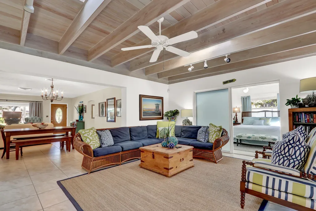 324 Blossom Lane Palm Beach Shores FL 33404
