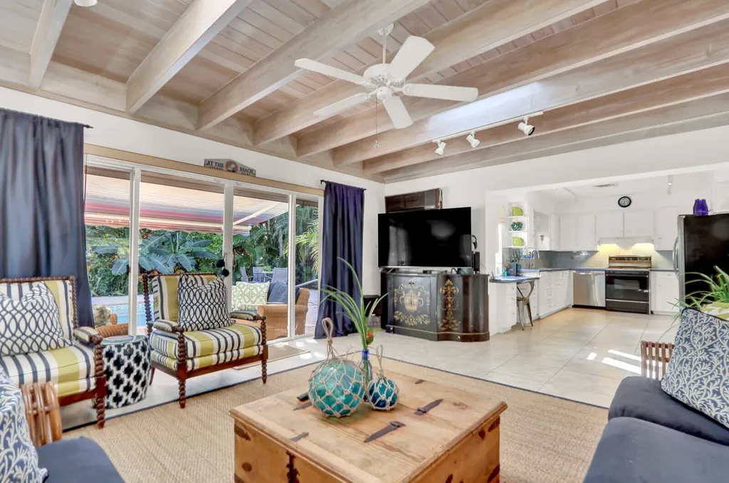 324 Blossom Lane Palm Beach Shores FL 33404