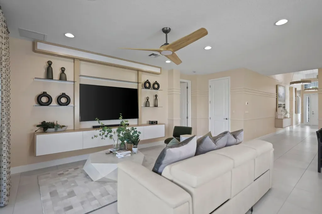 19545 Broad Shore Walk Loxahatchee FL 33470