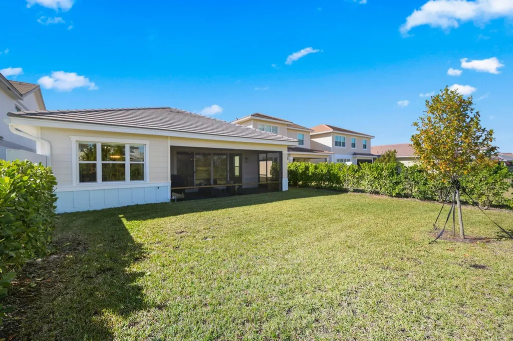 19545 Broad Shore Walk Loxahatchee FL 33470