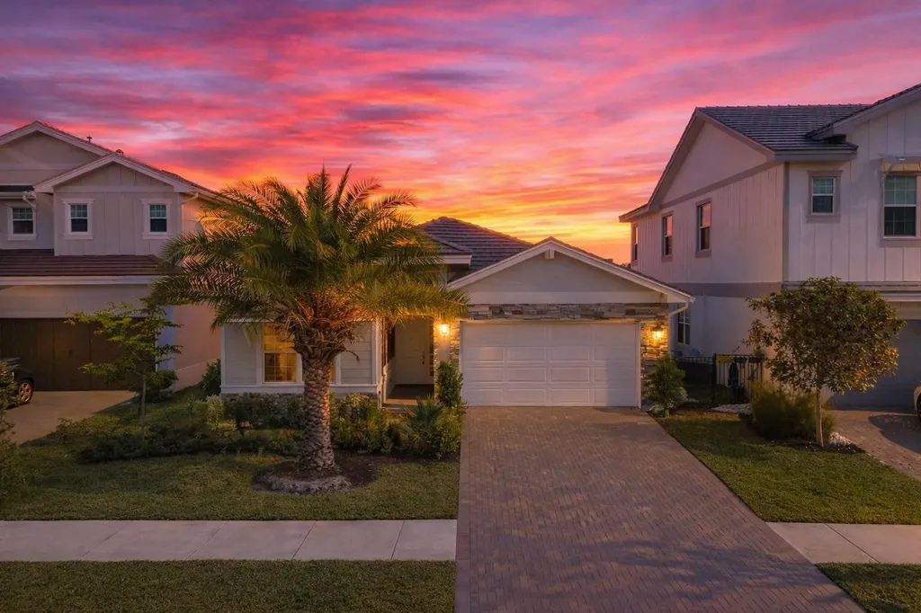 19545 Broad Shore Walk Loxahatchee FL 33470