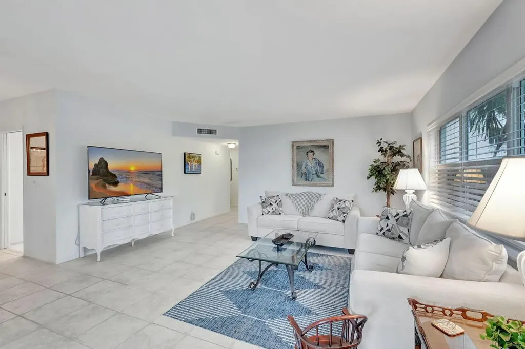 1000 Lowry Street Delray Beach FL 33483