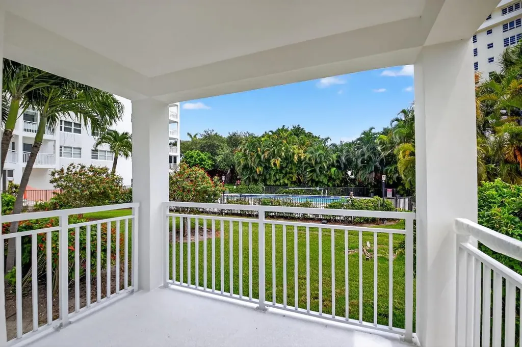 1000 Lowry Street Delray Beach FL 33483