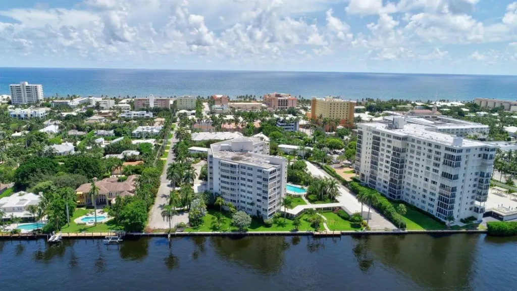 1000 Lowry Street Delray Beach FL 33483