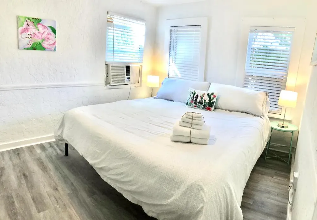 226 S Palmway Lake Worth Beach FL 33460