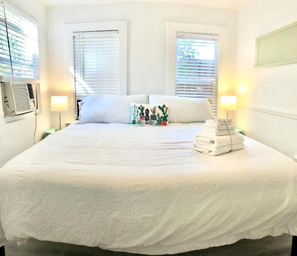 226 S Palmway Lake Worth Beach FL 33460