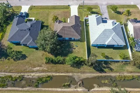2619 SW Fair Isle Road Port St Lucie FL 34987