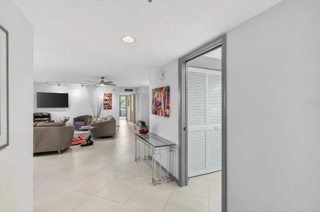 16032 Lomond Hills Trail Delray Beach FL 33446