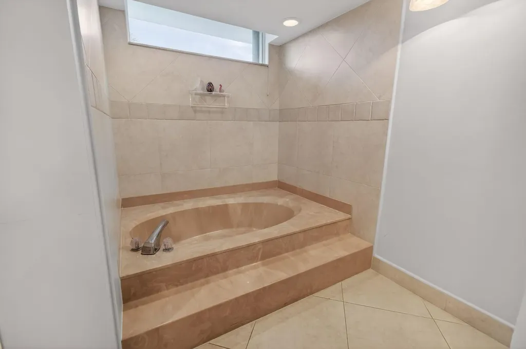 16032 Lomond Hills Trail Delray Beach FL 33446