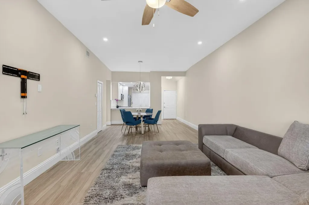 7484 La Paz Boulevard Boca Raton FL 33433