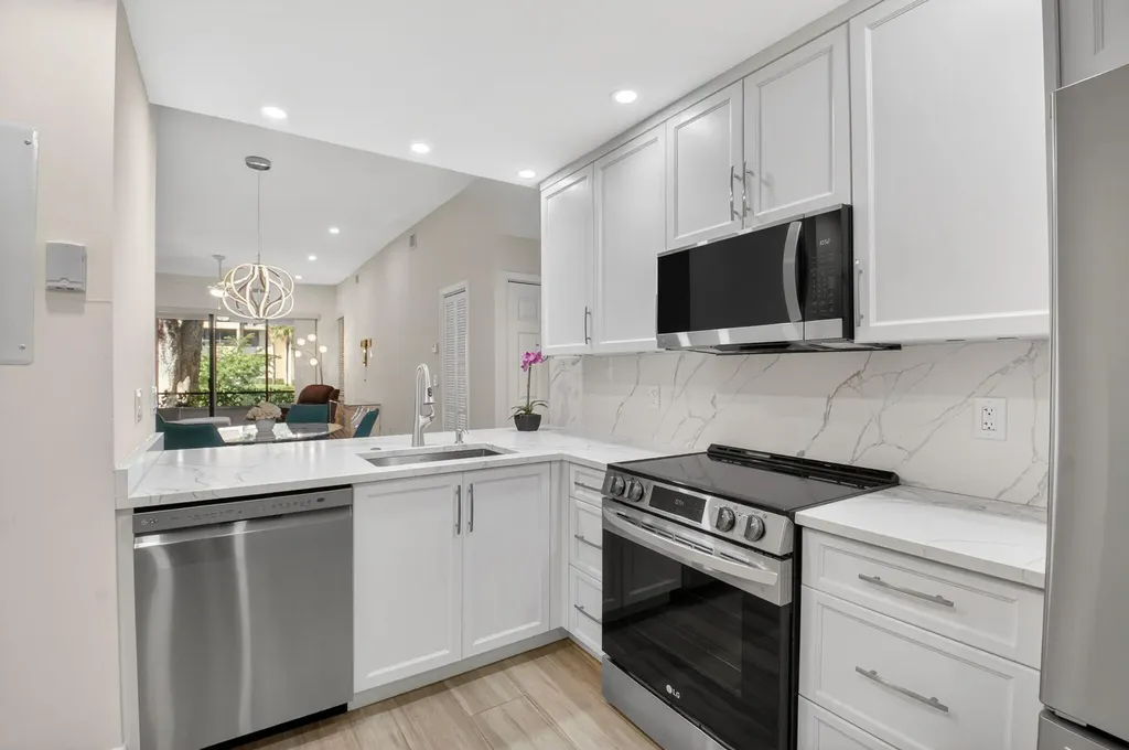 7484 La Paz Boulevard Boca Raton FL 33433