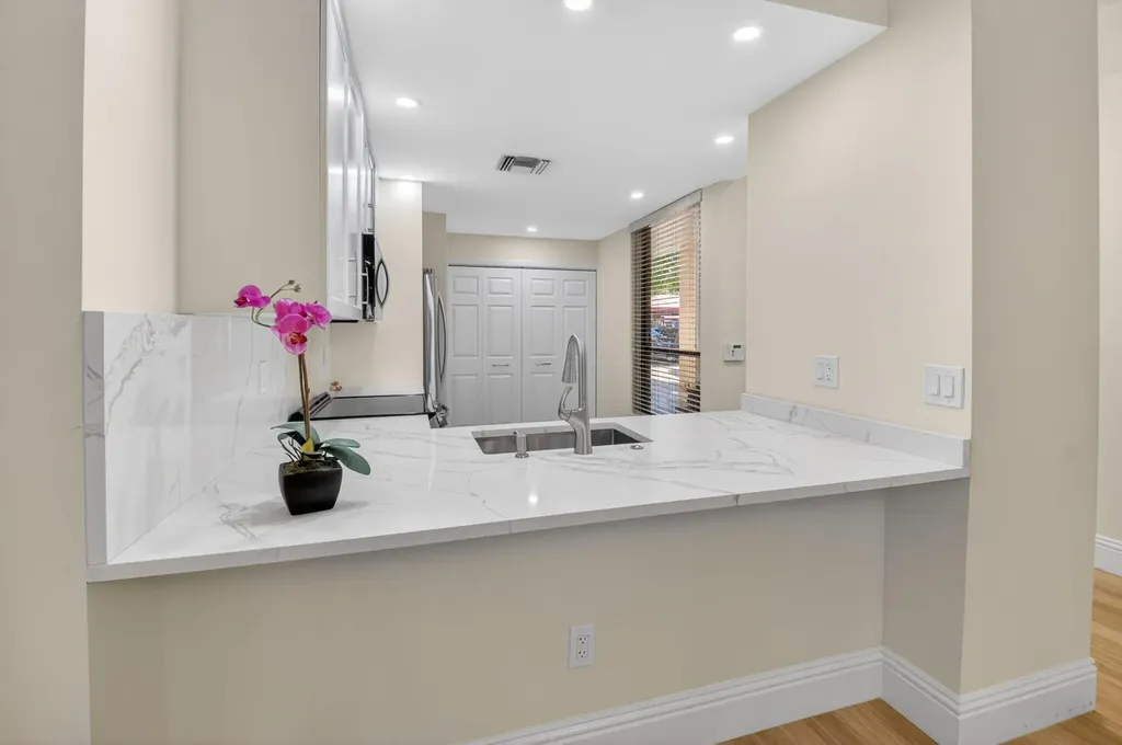 7484 La Paz Boulevard Boca Raton FL 33433