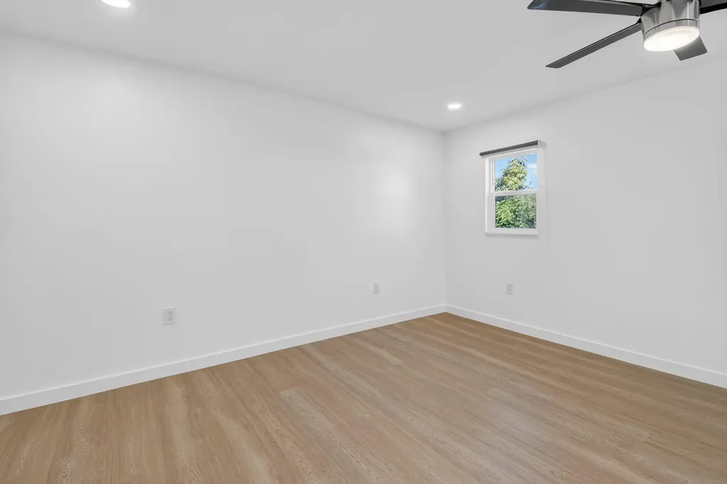 379 NW 23rd Street Boca Raton FL 33431