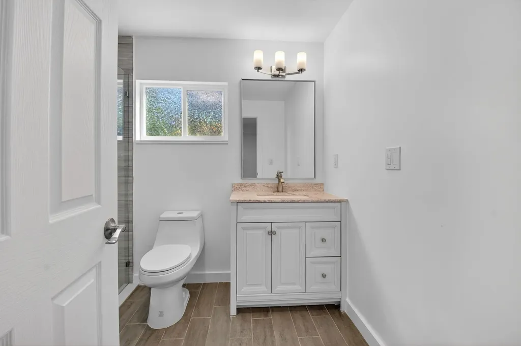 379 NW 23rd Street Boca Raton FL 33431