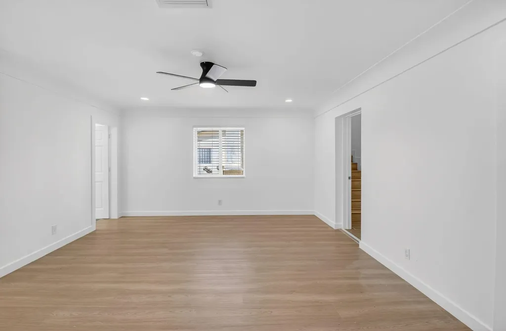 379 NW 23rd Street Boca Raton FL 33431
