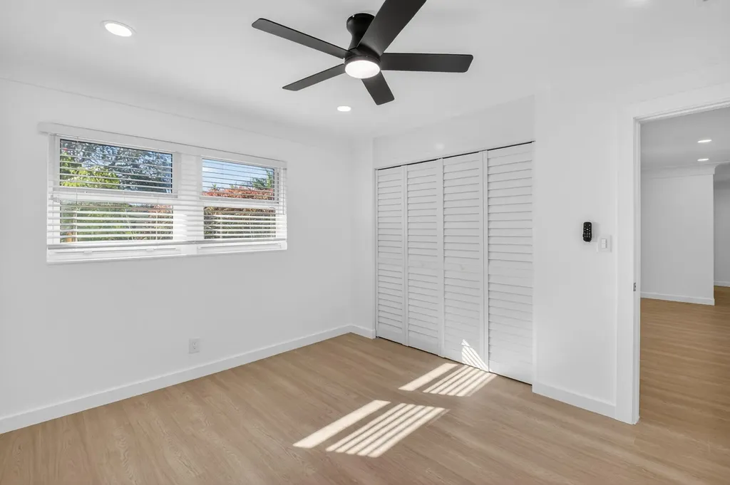 379 NW 23rd Street Boca Raton FL 33431