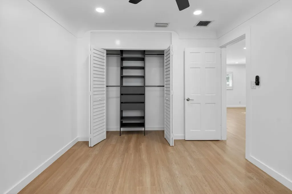 379 NW 23rd Street Boca Raton FL 33431